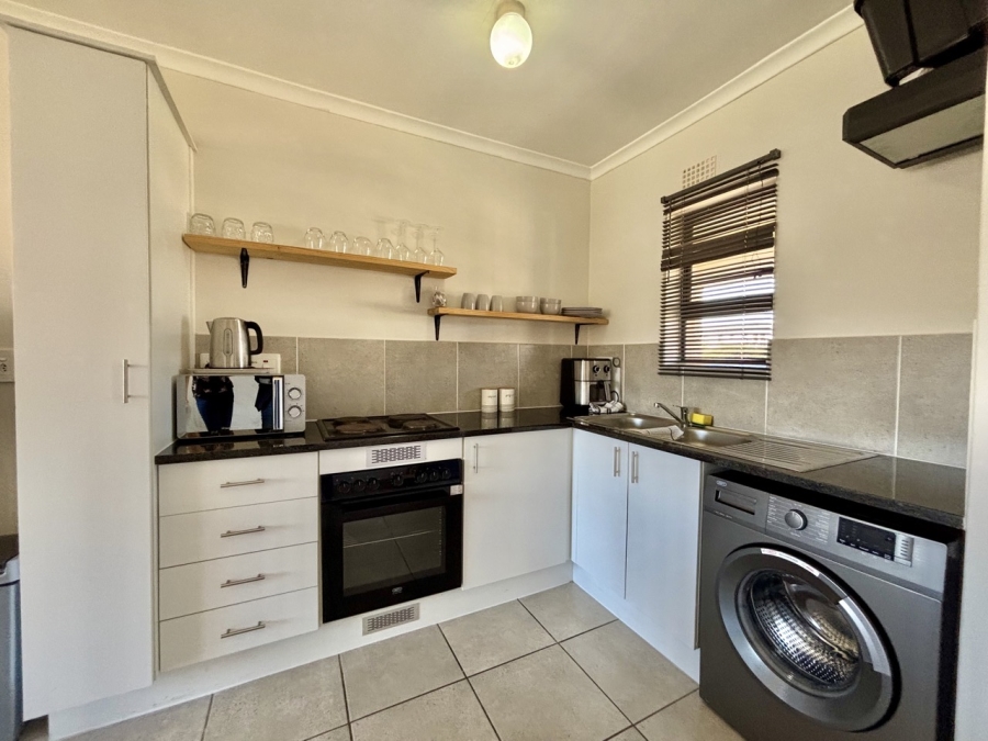 To Let 2 Bedroom Property for Rent in Parklands Western Cape